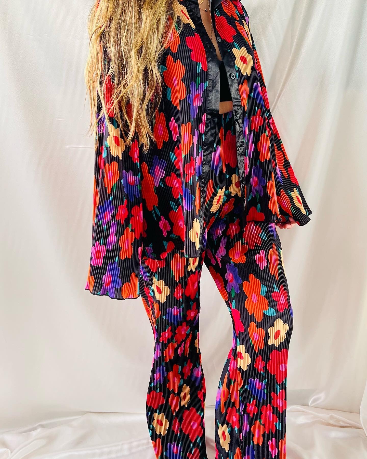 THRIFT - GROOVY FLORAL SET